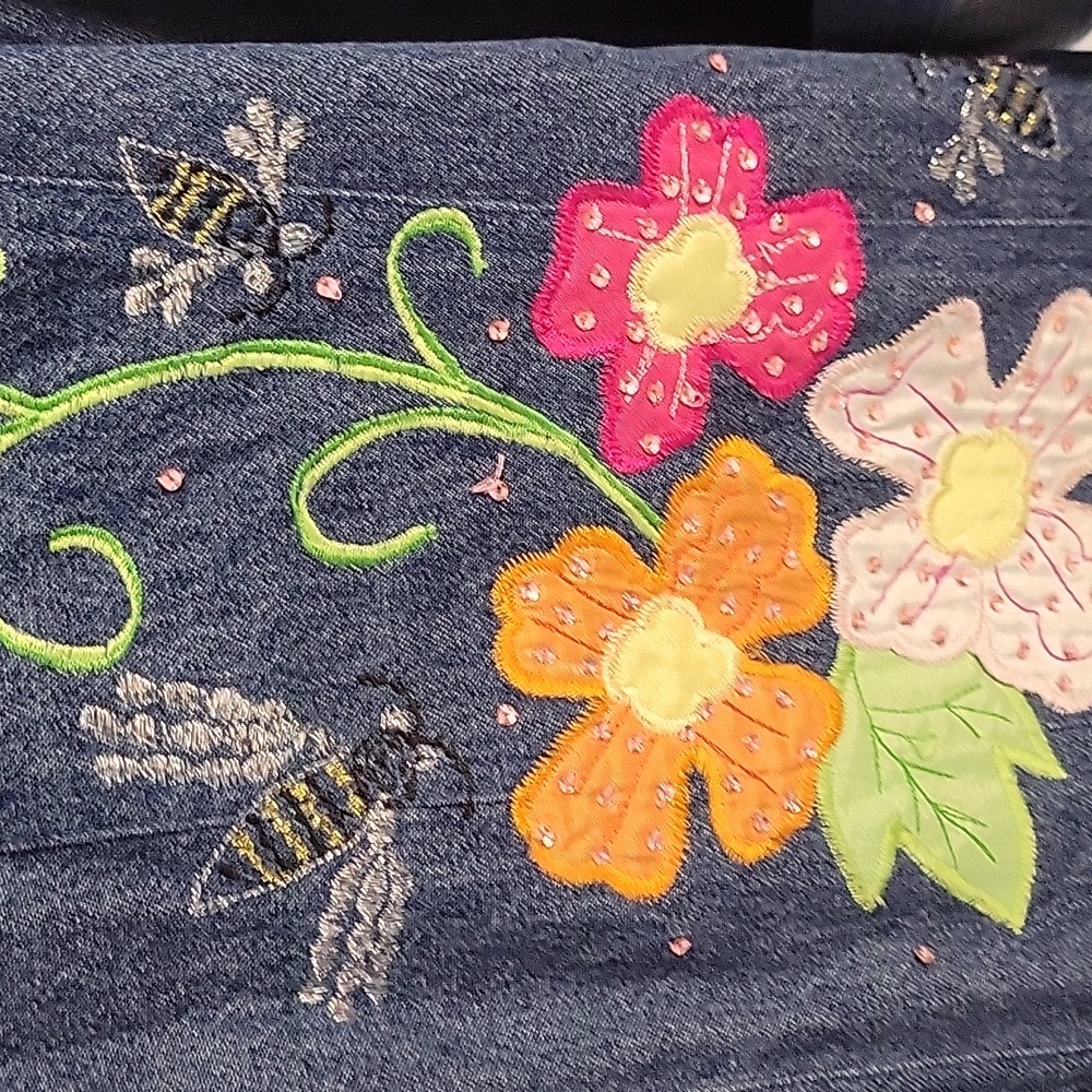 Embroidered Floral Denim Shirt - Picture 3 of 5
